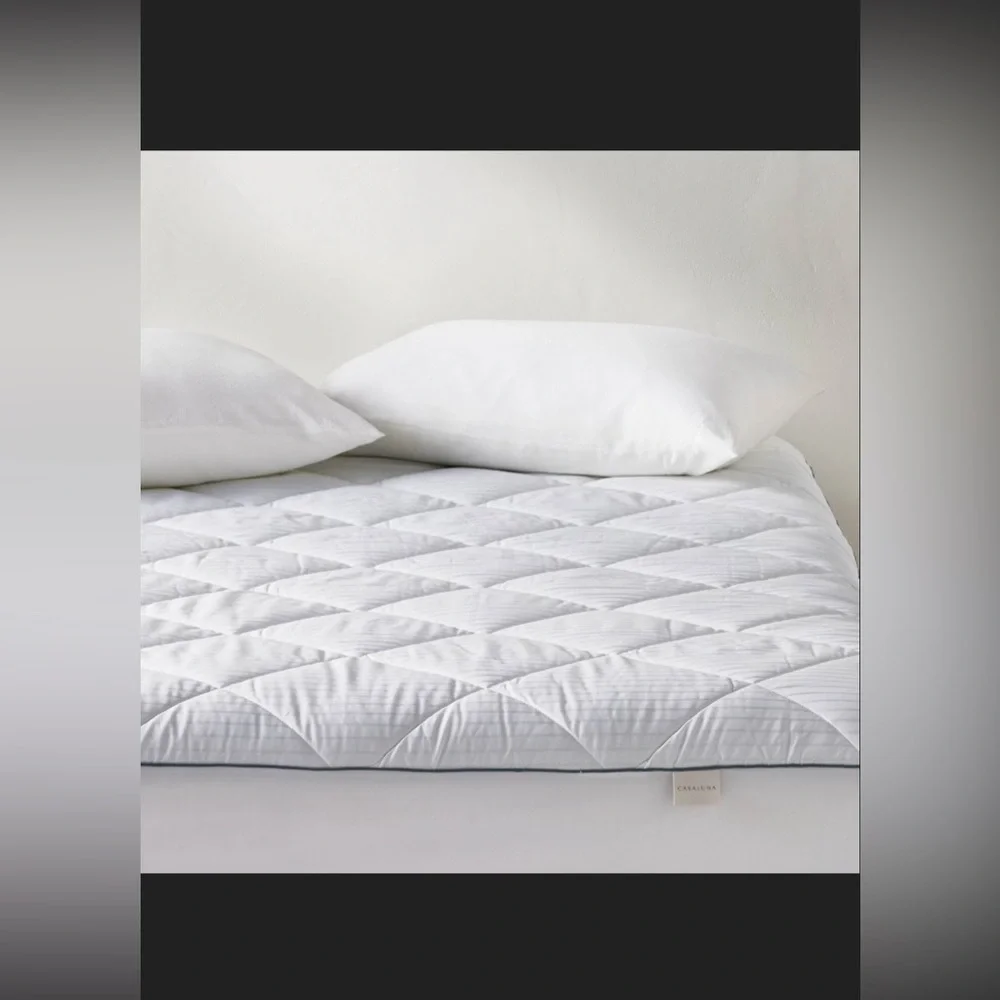 Casaluna cool plush Mattress padWhite quilted design/Waterproof/Moisture-wicking